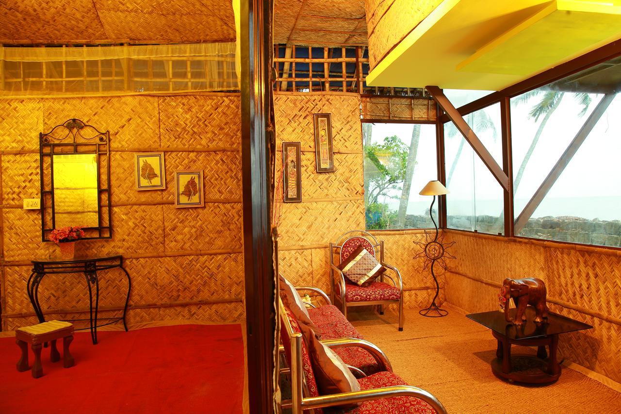 Colonels Beach Villa Alappuzha Exterior photo